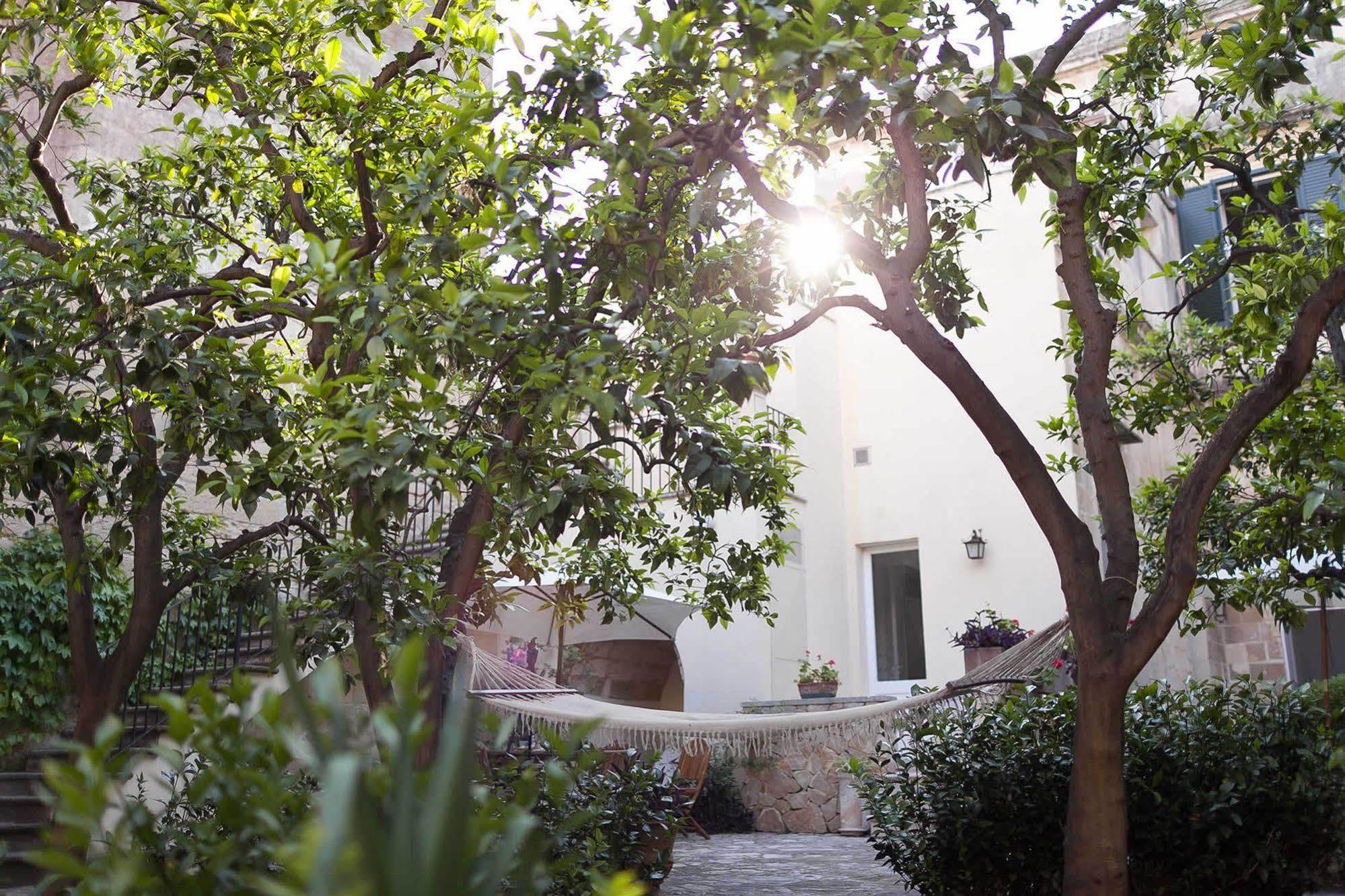 B&B L'Orangerie D'Epoque Lecce Eksteriør billede